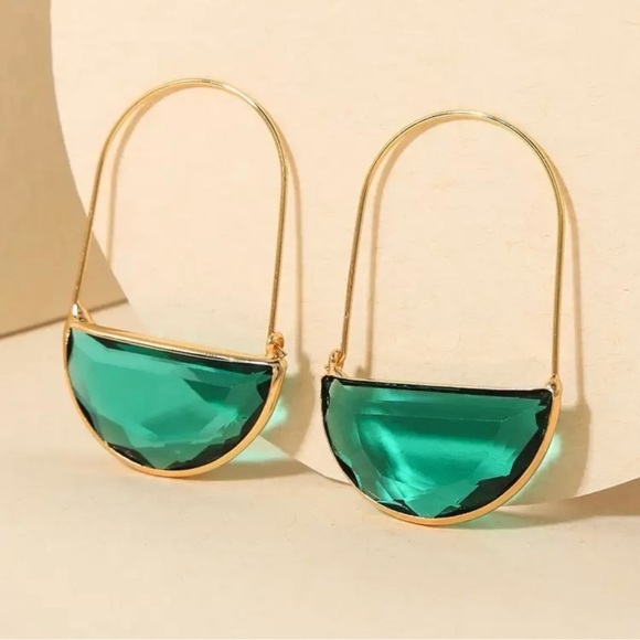 Gold and Green Faceted Glass Hoop Earrings - Picture 1 of 3